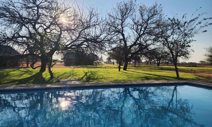 Kgatleng Hotel | Makua Bush Hotel