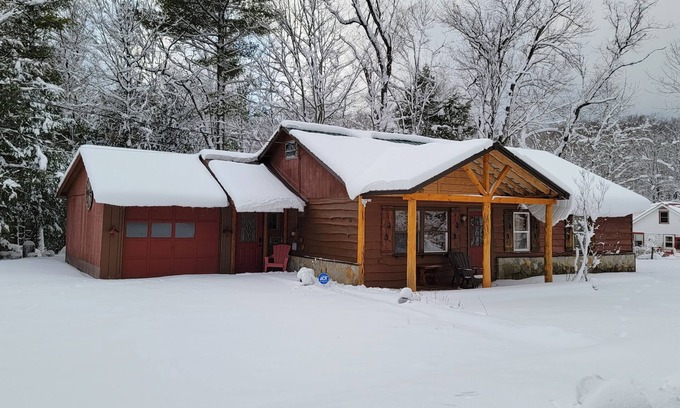 Saranac Lake Cabin | Mama Bear's Cabin