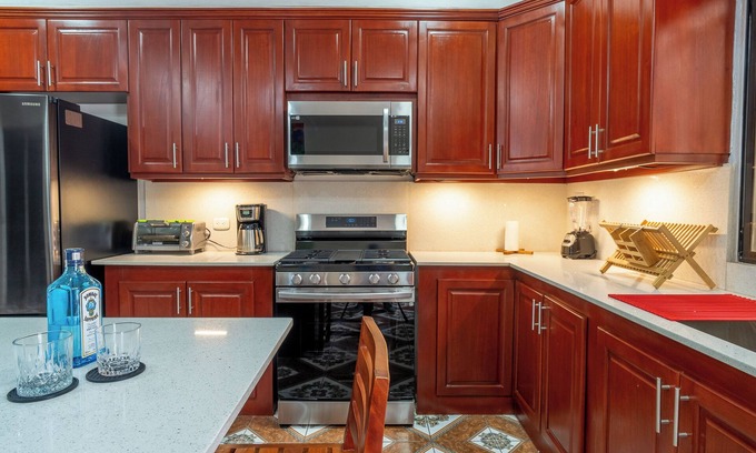 Managua House | Managua, Newly Renovated, 5 Bedrooms 9 Beds, AC, Wifi, washer, dryer.