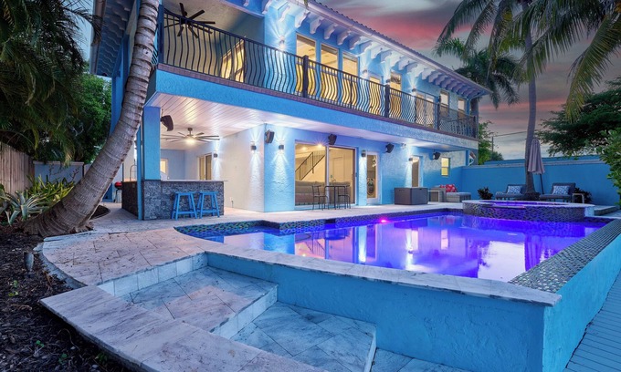 Hypoluxo House | Manatee Way: W/Pool + Intercoastal