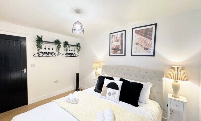 Northern Quarter Apartment | Manchester City Centre- 2 Bedroom Flat By Bevolve