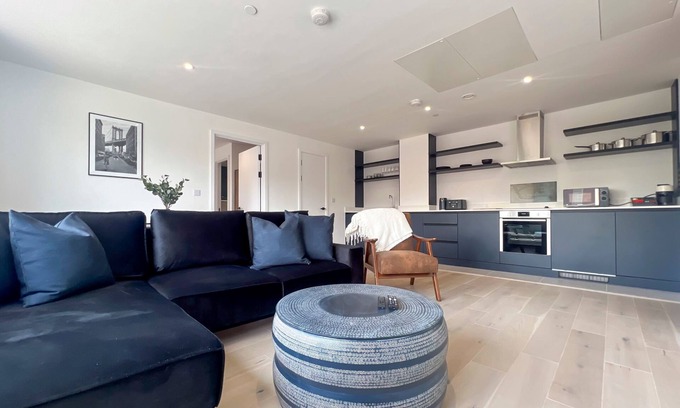 Manchester Apartment | Manchester Industrial by Casacity