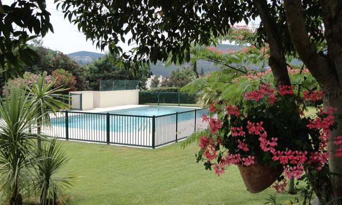 Mandelieu-La-Napoule Apartment | Mandelieu charming quiet apartment