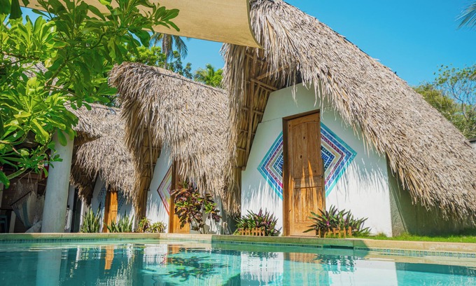 El Paredon Hotel | Manglare