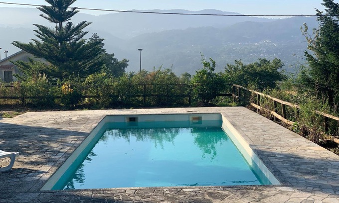 Oliveira de Frades House | Manor House through the Valleys