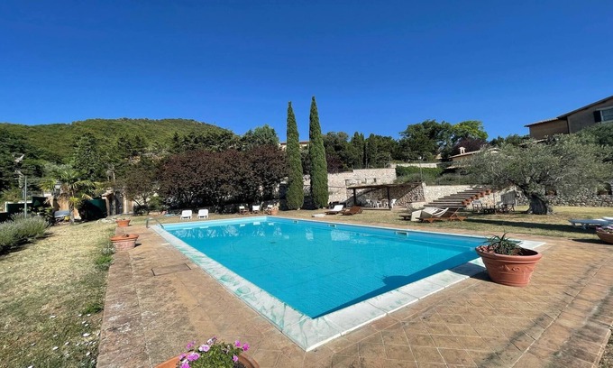 Baiano Apartment | Manor Rico 12 - Big mansion with pool and private garden