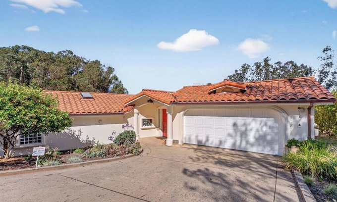 La Selva Beach House | Manresa Meadows on Acreage!