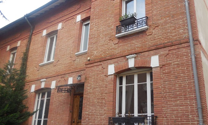 Saint Michel House | Mansion downtown