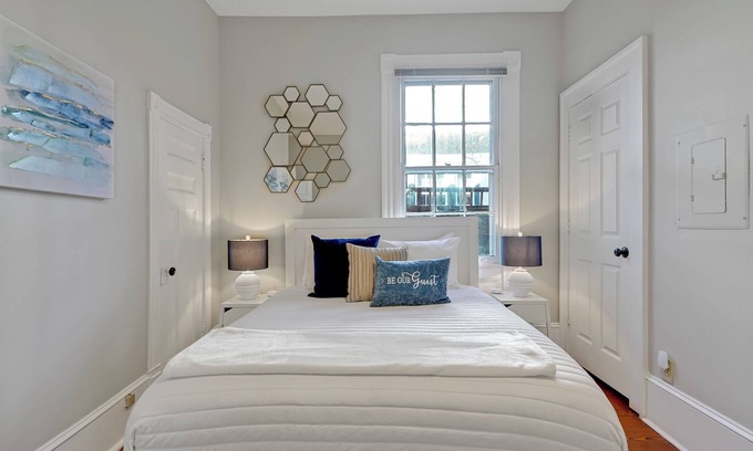 Riverwalk House | Mansion on Front - 5 separate one bed condos with free parking!