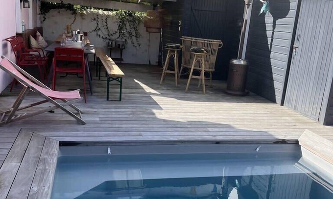 Reze House | Mansion with private pool