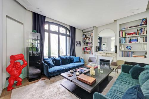 Neuilly-sur-Seine Apartment | Mansion with swimming pool - 5BD 10P - Neuilly