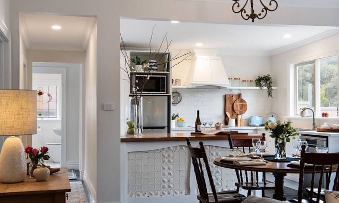 Daylesford House | Maple Cottage - Heart of Daylesford Charm!