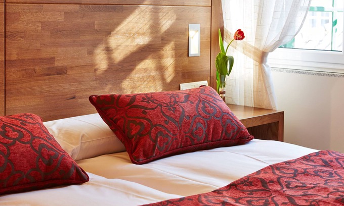 Santiago de Compostela City Centre House | Mapoula