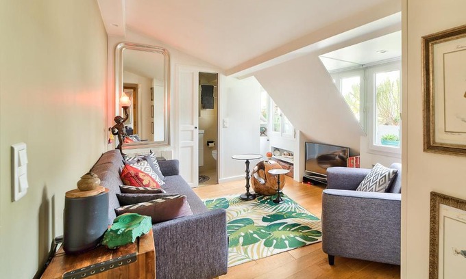 Quartier Sainte-Avoye Apartment | MARAIS CHIC heart of Paris, premium location !