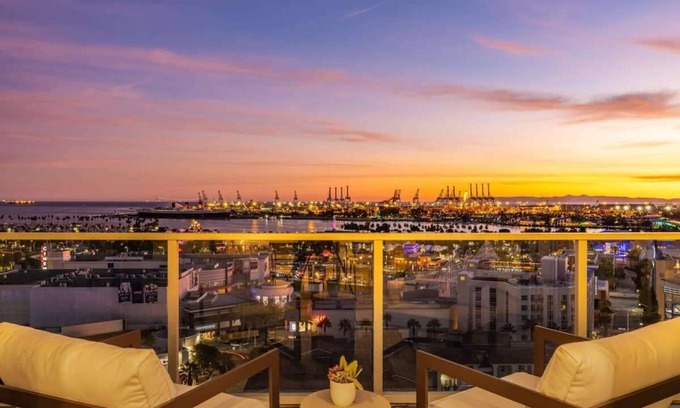 Waterfront Condo | @ Marbella Lane - Penthouse w/City & Ocean Views