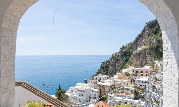 Positano Apartment | Mare - Positano Center - Guest 4+1 People in 2 Bedrooms, 2 Bathrooms - AC & WiFi