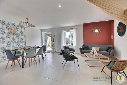 Plurien House | Marie