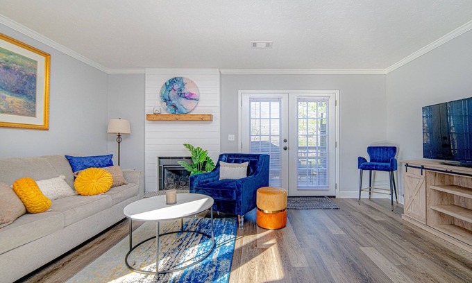 Smyrna House | Marietta Townhome Minutes from The Battery and Truist Park