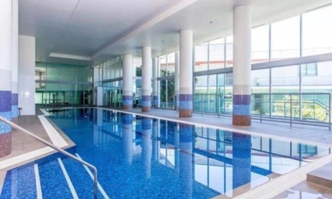 Southport Apartment | Marina ocean view at The Shores