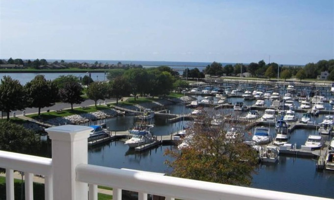 Ludington Condo | Marina Sunset - Luxury Family Condo