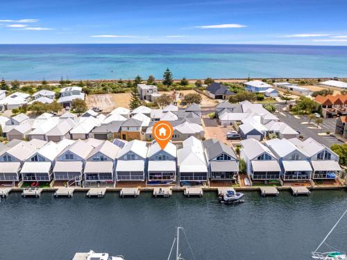 Geographe House | Marina View Port Geographe with WiFi