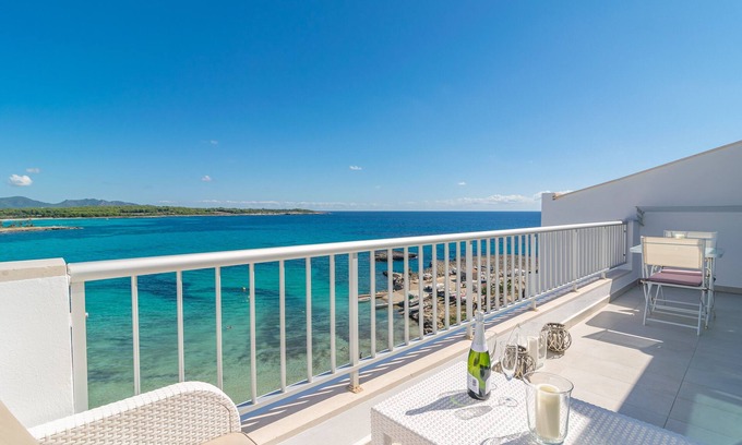 S'Illot-Cala Morlanda House | MARINAMAR SEA VIEW - Spectacular studio by the beach with wonderful views of the sea. Free