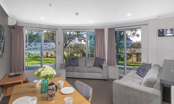 Whitianga House | Marinaview - Whitianga Holiday Apartment