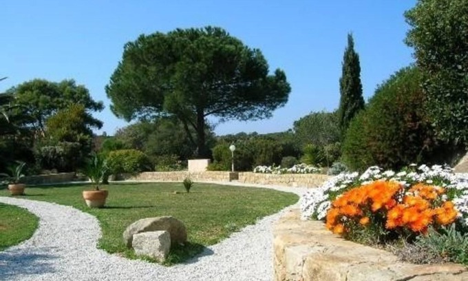 Marine de Saint Ambroggio Apartment | Marine of Sant'Ambroggio apartment in house