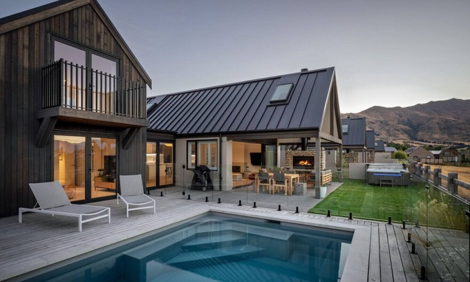 Wanaka House | Marjon Peak Retreat Wanaka