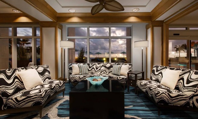 Central Beach Resort | 🌴 Marriott Beachplace Towers✨ Experience Paradise in a 2BR Villa - Sleeps 8!