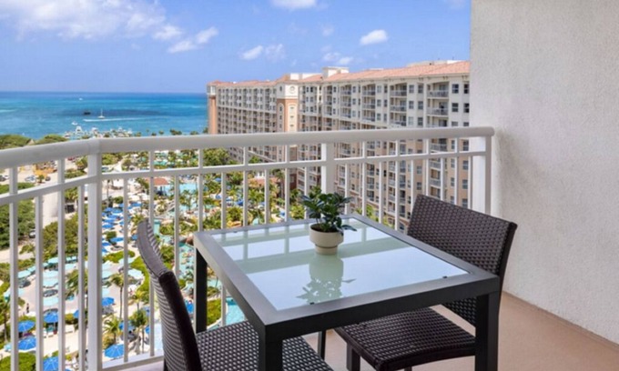 Palm Beach Resort | Marriott's Aruba Surf Club/Studio/Week Jan 29th - Feb 5th.