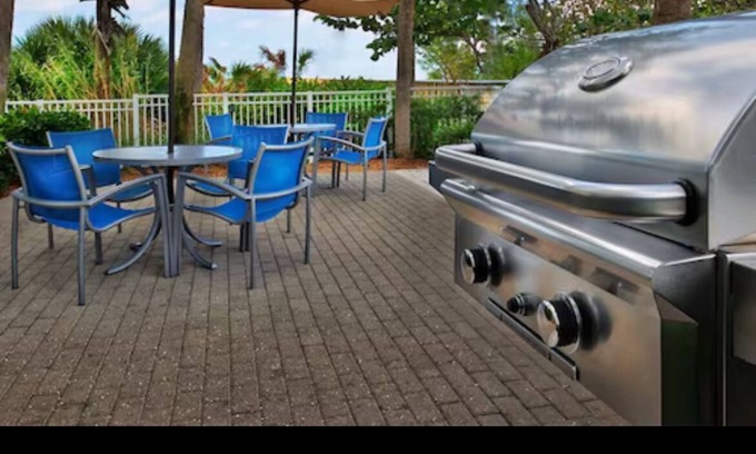 Marco Island Resort | Marriott's Crystal Shores