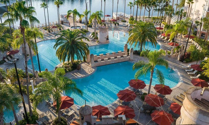Williamsburg Condo | Marriott's Grande Vista | Three 2BR Villas