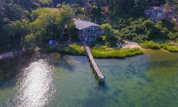 Vineyard Haven Cottage | Martha's Vineyard waterfront with Dock
