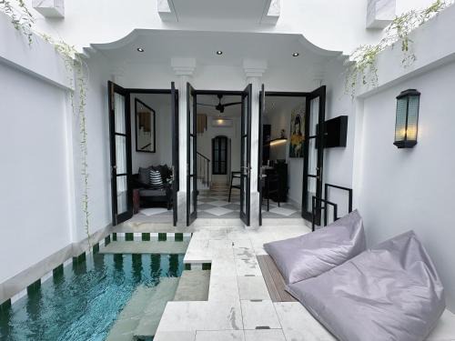 Berawa Villa | Martini Beachside Villa 6