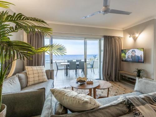 Shaka's Rock Apartment | Martinique at Beachfront Apartment in Shakas Rock