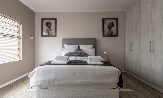 Langstrand House | Marvelous3-bedroom familyfriendly selfcatering inWalvis Bay,30kmfrom Swakopmund!