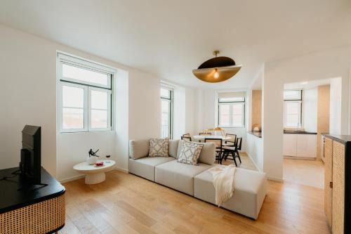 Santo Condestavel Apartment | Mary Pink - NO 2B - Charming Two-Bedroom Apartment