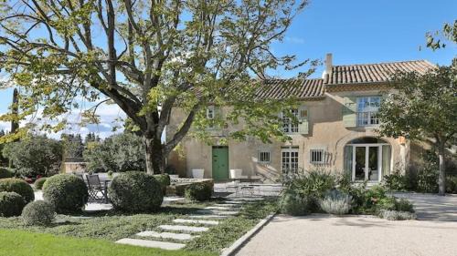 Sainte-Cecile-les-Vignes Villa | Mas des Vignes