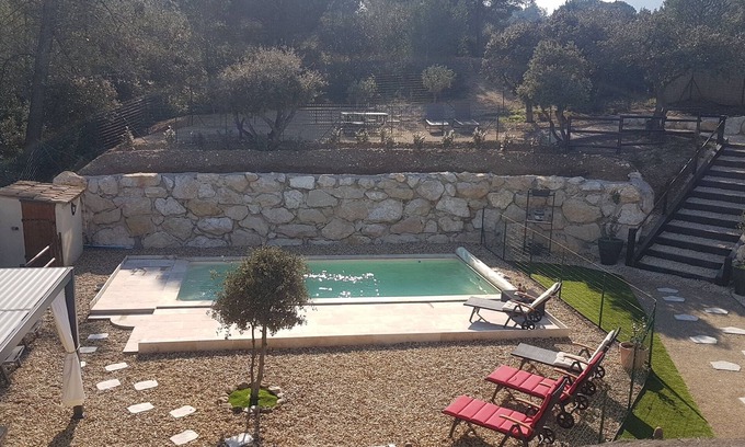Eygalieres Other | Mas des Rabassos at the foot of the Alpilles nature park