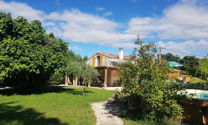 Bernis House | Mas of character in peace