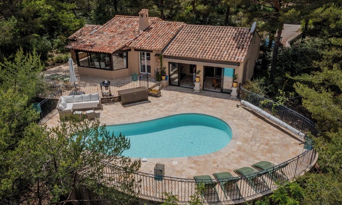 Tourtour Other | Mas Savino - Holidays in the village under the Provence sky