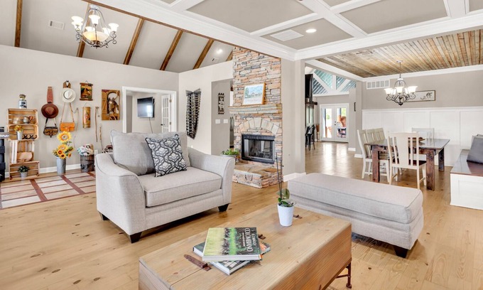 Dacula Other | Massive Farmhouse/Banquet Hall/Gm Rm/Pool/Slps 16+