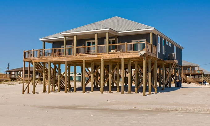 Dauphin Island House | Massive, gorgeous 6 bedroom gulf front house. Pet Friendly! - High Tide