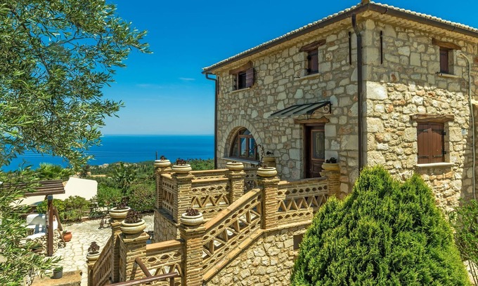 Skinaria Apartment | Master Suite 2-Bedroom Apartment