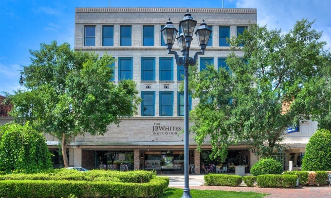 Downtown Condo | Master Tournament Luxury Condo with Views