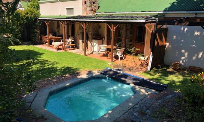Onrus Cabin | Matshana Lodge