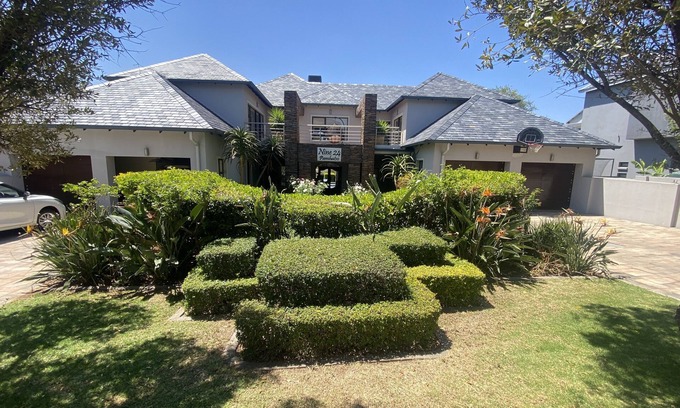 Greater Johannesburg Metropolitan Area House | Mawuya Tigashire#24 Executive Luxury Home @Waterfall