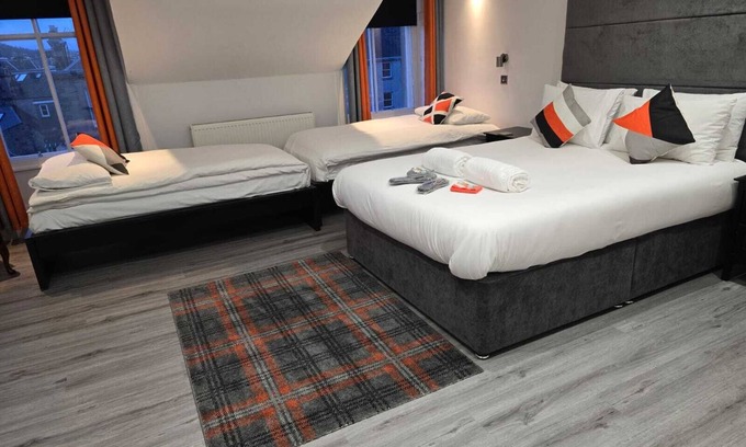 Newington House | Mayfield Suites