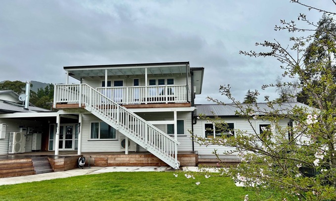 Upper Hutt Apartment | Maymorn Valley Stay